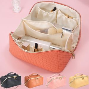 Cosmetic Bags Cases Makeup Bag for Travel Toiletry Kit LargeCapacity Pouch Woman Multifunction Pu Organizer Case Portable Handbag 230725