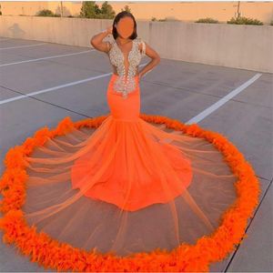 New Arrival Orange Mermaid Prom Dresses Lace Beads Crystal Feather Formal Evening Dress 2020 Deep V Neck African Robes De Soiree210y