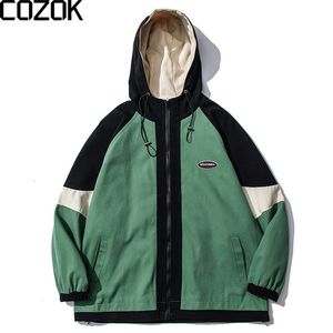 Mens Jackets College Hooded Patchwork Men Fashion Vintage Streetwear Windbreaker Korean Casual Cotton Bomber 230726