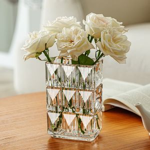 Vaser högkvalitativ stor kristallvasdekorationer hem dekoration tillbehör taletop transparent hydroponic glasflaska för blomma 230725