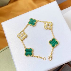 4 Leaf Van Clover Armbands Van 4Four Cleef Leaf Clover Charm 6 färger Armband Bangle Chain 18K Gold Agate Shell Motherofpearl For Women Girl Wedding Jewelry Gifts w