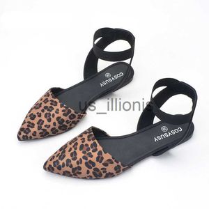 Klänningskor 2022 Nya kvinnor Leopard Flat Shoes Fashion Baotou Pointed Ladies Casual Loafers Sexiga Beach Sandaler Kvinna Summer Light Footwear J230727