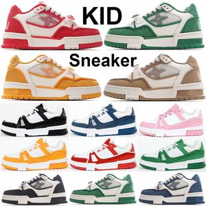 Çocuk boş zaman paten ayakkabıları çocuk basketbol ayakkabıları toddler antrenörler çocuk koşucusu atletik ayakkabı çocuk tasarımcısı açık spor ayakkabılar çocuk moda yeşil kırmızı tenis