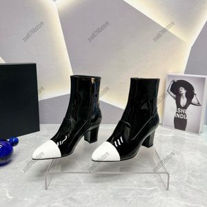 Marca de moda de botas femininas de designer Zíper de sapato moda letras de metal alta qualidade outono e inverno botas de férias costura marca de cor