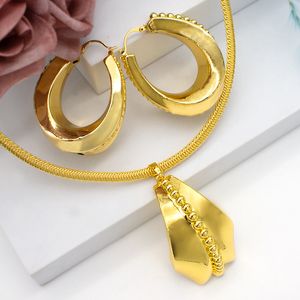 Conjuntos de joias de casamento Conjunto de joias para mulheres Moda Brincos de argola Conjuntos de colar com pingente Contas africanas Conjunto irregular para joias de noivado de casamento 230727