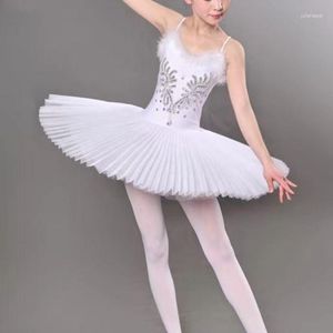 Scene Wear Professional CH Vuxen kvinnors balettdansprestanda kläder med hängande remmar fluffiga kjolar garn swan perfora