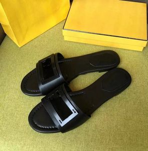 SS2023 Sandálias F-Baguette Sapatos Mulheres Slides de banda larga apartamentos de praia Casual Casual embelezado chinelos de borracha de borracha vazia Caixa original EU35-42