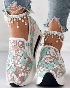 Klänningskor Kvinnors sneakers Floral Brodery Mesh Sneakers för kvinnor glider på avslappnad bekväm hälskor kvinna J230727