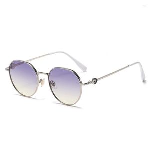 Solglasögon fritid runda metall män retro vintage för kvinnor mode glasögon hjärtdekoration solglasögon