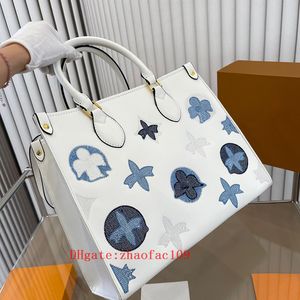 2023 Designerväska Kvinnor Totes Shopping Messenger broderi Tryck läder handväska Dazzling Flower Shopping Bag 32*26cm