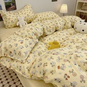 Sängkläder sätter blommor sängkläder set koreansk stil tvilling dubbel storlek täcke täcker ingen fyllningskuddar plåt kit för pojkar flickor gåva hem textil 230726