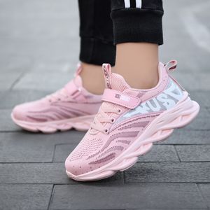 Sommarflickor sneakers söta rosa mode löpskor för barn mesh andningsbara tennisskor ljus barn casual sportskor