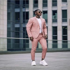 Mäns kostymer blazers street stil dammiga rosa män 2 stycken formell kappbyxa design skräddarsydd man med byxor346c