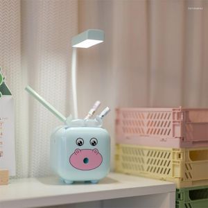 Lampade da tavolo Piccola lampada da libro Abs Temperamatite Simpatico cartone animato Ricarica USB Strumenti per la casa Luce 400mah Studente 2023 Strumento di illuminazione