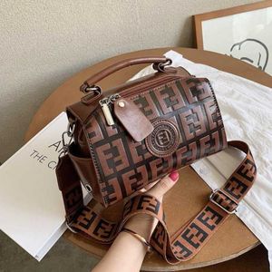 2023 Factory direct sales high quality Indentation letter winter new wide belt cross-body women's bag fashion shoulder handbag