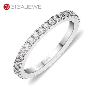 Gigajewe Christmas Gift Moissanite 1 5mm丸いカットリングホワイトD VVS1 925シルバーフルエンタルニティリングダイヤモンドGMSR-007281M