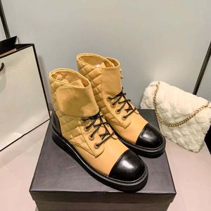 Botas outono/inverno feminino inglês botas curtas botas únicas preto diamante xadrez rendas até martin botas de cano médio botas curtas 35-40