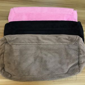 Fashion Soft Makeup Bag Classic Winter 3 Colors Fur Party Bag Flannel Shoulder Bag God kvalitet Plush Storage Package224C