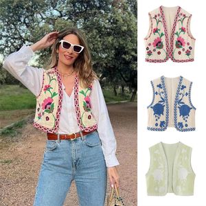 Womens Jackets Vintage Floral Embroidery Vest Women Open Waistcoat Fashion National Style Sleeveless Cardigan Shirts Casual Boho Tops 230727