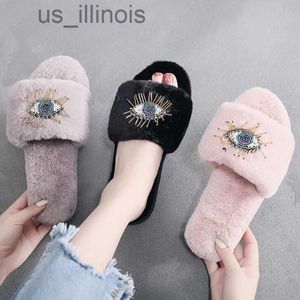 Tofflor stora ögon dekoration päls tofflor kvinnor lägenheter vinter hem bomulls tofflor femme strass ögon plysch flip flops kvinnor skor s655 j230728