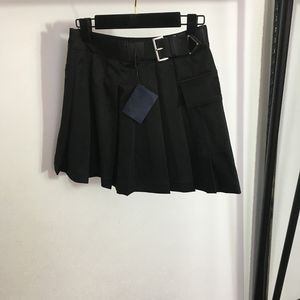 Ladies Elegant Charm Dress Brand Shorts Skirts Fashion Belt Designer Girls Dress 2 Colors Pocket Design Dresses Clothing