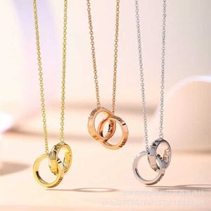 Designer Brand Gold High Edition Tiffays Double Ring Necklace Womens New Buckle Roman Letter Pendant Rose Transit Bead Collar Chain