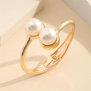 Strand Fashion Classic Bangle Simple Pearl Crystal Jewelry Personalized Retro Temperament Open Bracelet