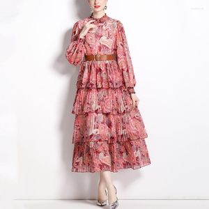 Casual Kleider Gedruckt Urlaub Mehrschichtige Rüschen Patchwork Kleid Frühling Und Herbst Laterne Lange Ärmel Strand Lose Maxi Vestidos