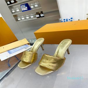 2023 Designer Womens High Heels Dress Shoes Sunmmer Patent Leather Point Toe Peep-Toes Sandaler Sexig stiletthäl Lady