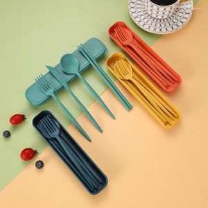 Dinnerware Sets 4PCS/Set Cutlery Tableware Safe Wheat Straw Spoon Fork Chopsticks With Box Portable Camping Use Kitchen Accessories