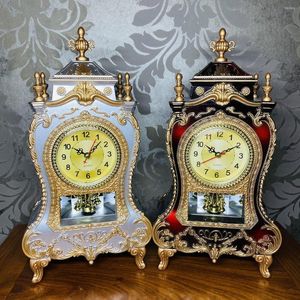 Bordklockor Fate Home European Retro High-End Clock Silent Scanning på timme 16 Musik som snurrar