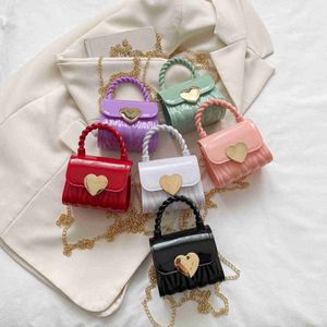 Shoulder Bags 2023 Chain Paired with Street Sweet Beauty Treasure Texture One Shoulder Princess Candy Color Love Cross Handheld Jelly Bagstylishdesignerbags