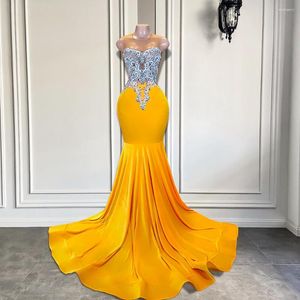 Vestidos de festa longo dourado baile de formatura 2023 justo estilo sereia transparente decote em O sem mangas prateado bordado com contas preto menina vestidos formais