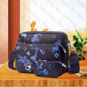 High Quality Trio Designer Bags Mens Shoulder Shoulder Bags äkta läderkortkålar Bolsas män Kvinnor Messenger Bag Wedding Dress Business Crossbody Bag Handväskor Purse