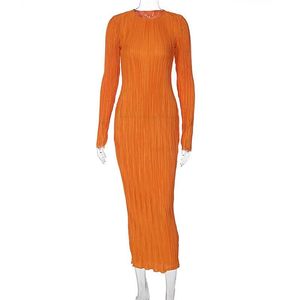 女性のためのムレスデザイナードレス長袖ドレスザウトゥムム2023新しいファッションカジュアルな気質エレガントなスリムなソリッドカラーラウンドネックフレアスリーブ長袖