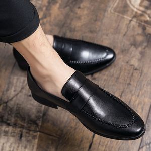 캐주얼 로퍼 남성 영국 트렌드 비즈니스 남성 신발 신발 진짜 가죽 게으른 사람들을 외출하는 가죽 신발
