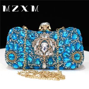 Kvällspåsar himmelblå koppling Big Water Diamond Applique Design Evening Dress Bag Party Diamond Shoulder Chain Handbag Elegant 230727