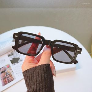 Sunglasses Women Luxury Square Woman Vintage Rivet Fashion Sun Glasses Female Brand Designer Eyeglasses UV400