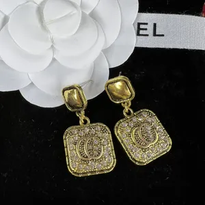 Letter Brand 8 Style Stud Designer Earrings Women Crystal Rhinestone Earring Wedding Party Jewelry Accessories Gift