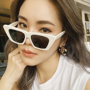 Okulary przeciwsłoneczne Vintage Cat Eye Women 2023 Designer Gradient Sun Glasses for Woman Black Fashion Forme Oculos