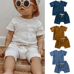 衣料品セット夏の幼児のベビー服半包み弾性ショートパンツ024mの乳児少年の女の子のソリッド服のための通気性コットンスーツ230728