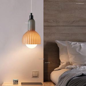 Lâmpadas pendentes Luzes LED modernas cor luminárias de vidro de design criativo Lâmpada de barra de barra de estar minimalista da sala de estar iluminação de decoração