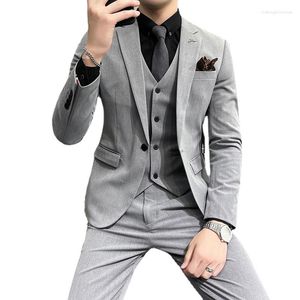 Мужские костюмы 2023 костюмы британская корейская версия Slim Three-Peece Business Carry Size M-7xl Fashion Urban Youth Dress