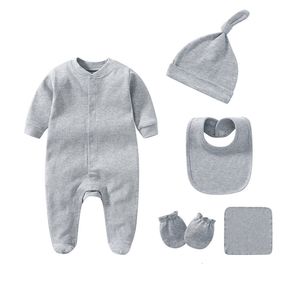 Одежда наборы сплошной пижамы 35шт рожденные хлопковые комбинезоны для детской девочки.