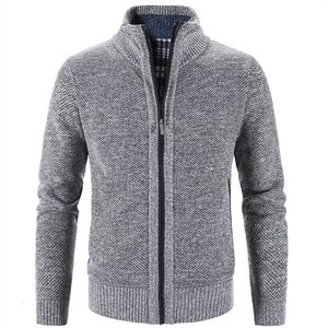 Kvinnors tröjor Herrstickad tröja Spring och Autumn Fashion Slim Cardigan Casual Jacka Solid Color Single Breasted 230727