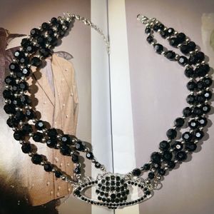 Trzy Row Black Agat Biała perłowa Pearl Saturn Choker Naszyjnik Luksusowy projektant klasyczny stop Making Women Women Jewlery Wysokiej jakości moda naszyjniki