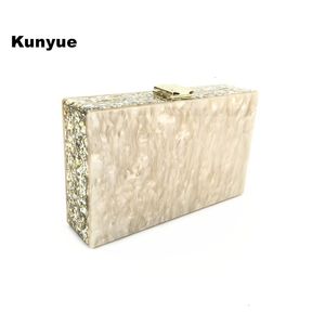 Kvällspåsar Stylish Messenger Bag Luxury Women Glitter Akryl Solid Beige Party Prom Naken Clutch Purse Söta Casual Box Handväskor 230727