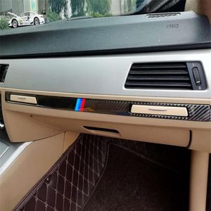 Adesivo decorativo per auto in fibra di carbonio a tre colori con guida a sinistra per BMW E90 E92 E93 2005-2012263T