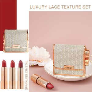 Läppstift 1set matt läppstift set 3 färger naken läpp stick makeup kit med kedjepåse långvarig vattentät sammet läpppinnar för wom r1j9 230727