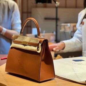 Helt handgjorda designer tygväska axelväska 25 28 cm med importerat fransk original läder 24k real guld elektroplätering hårdvara crossbody väska